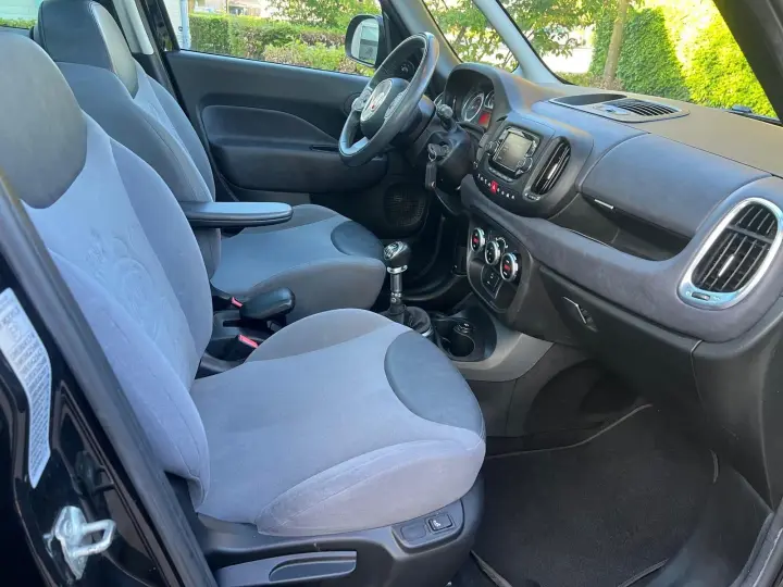 Fiat 500L foto 10